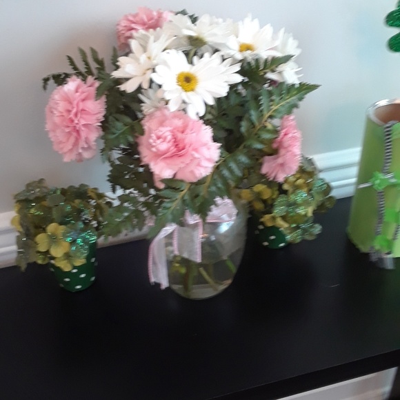 Meet your Posher, Drindee - Picture 1 of 1